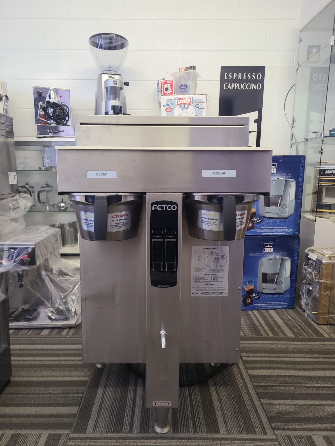 Coffee Brewer Digital High Capacity Twin CBS-2052 Fetco - EspressoTechs.com